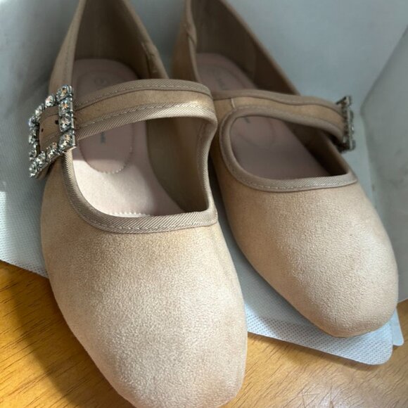 NEW WILD DIVA LOUNGE Pikke Mary Jane Flat (Women)! 7 - Picture 2 of 4